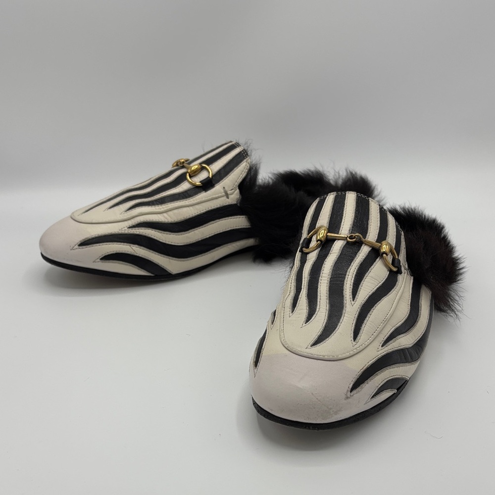 GUCCI Princetown Zebra-Inlay Fur-Lined Mule, Black/White - 40.5 EU